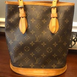 Authentic Louis Vuitton Bucket Bag